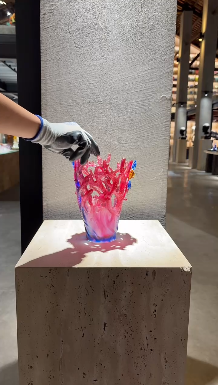 摆件金红珊瑚花瓶小号