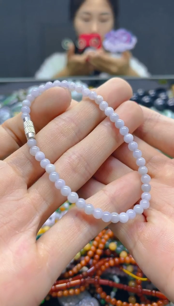 颈饰未镶嵌翡翠4MM/C/翡翠A货，一件也是批发价