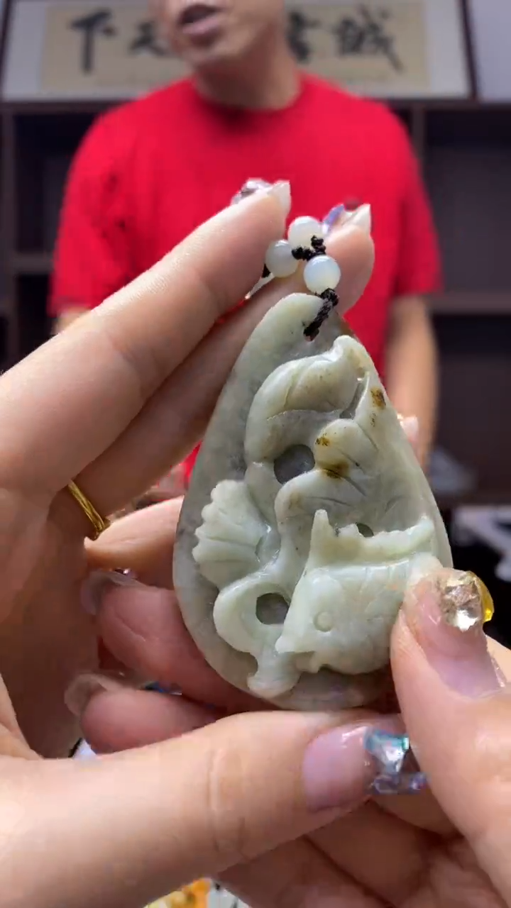 未镶嵌岫玉挂件 