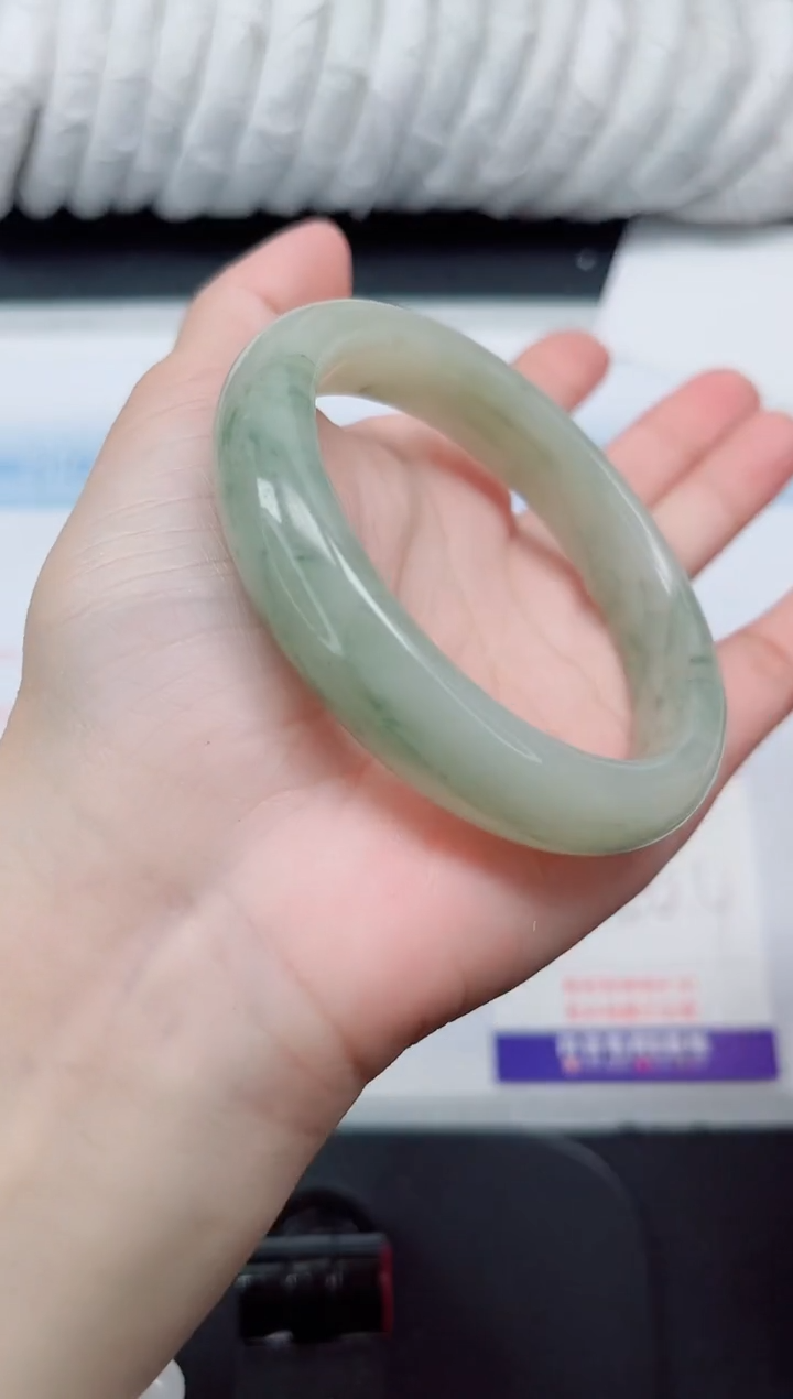 【闪购商品】石英质玉手镯未镶嵌272#56.4