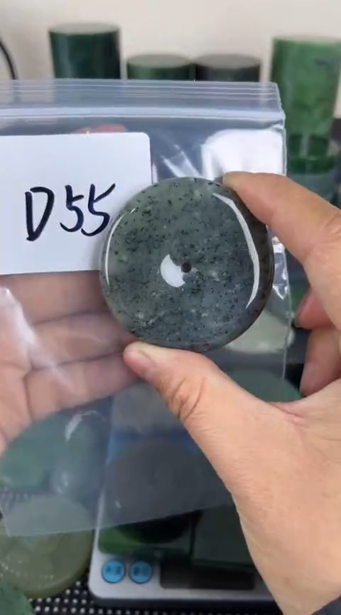 【闪购商品】和田玉珠宝半成品未镶嵌扣