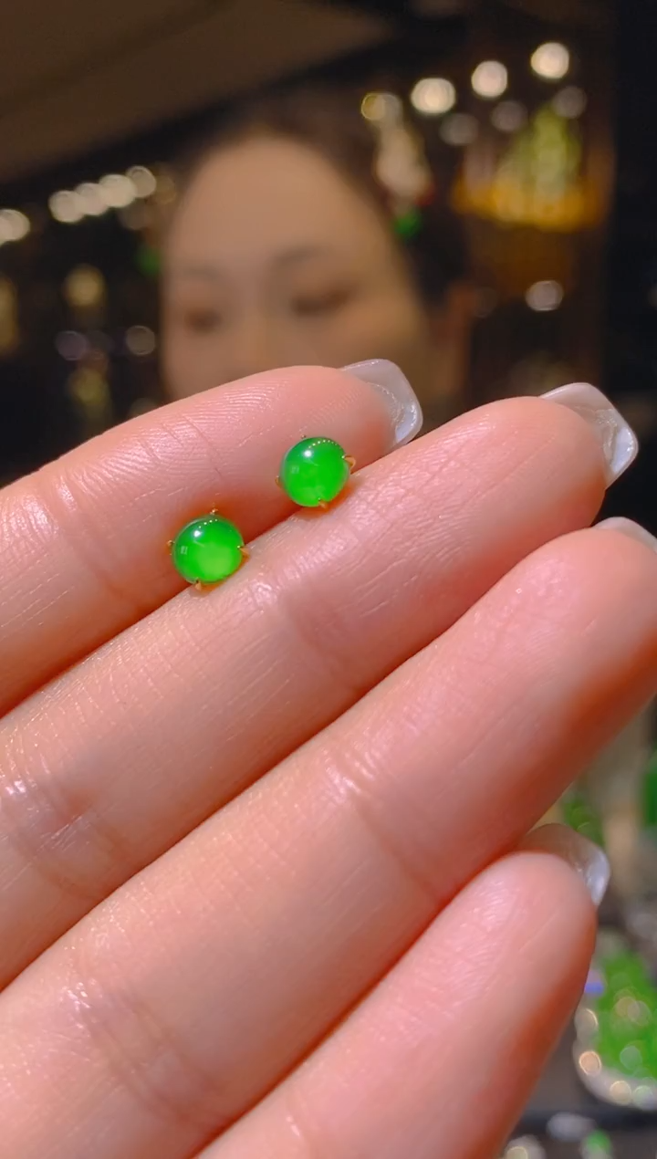 【闪购商品】翡翠耳饰18K金镶嵌061 （多样性发货）