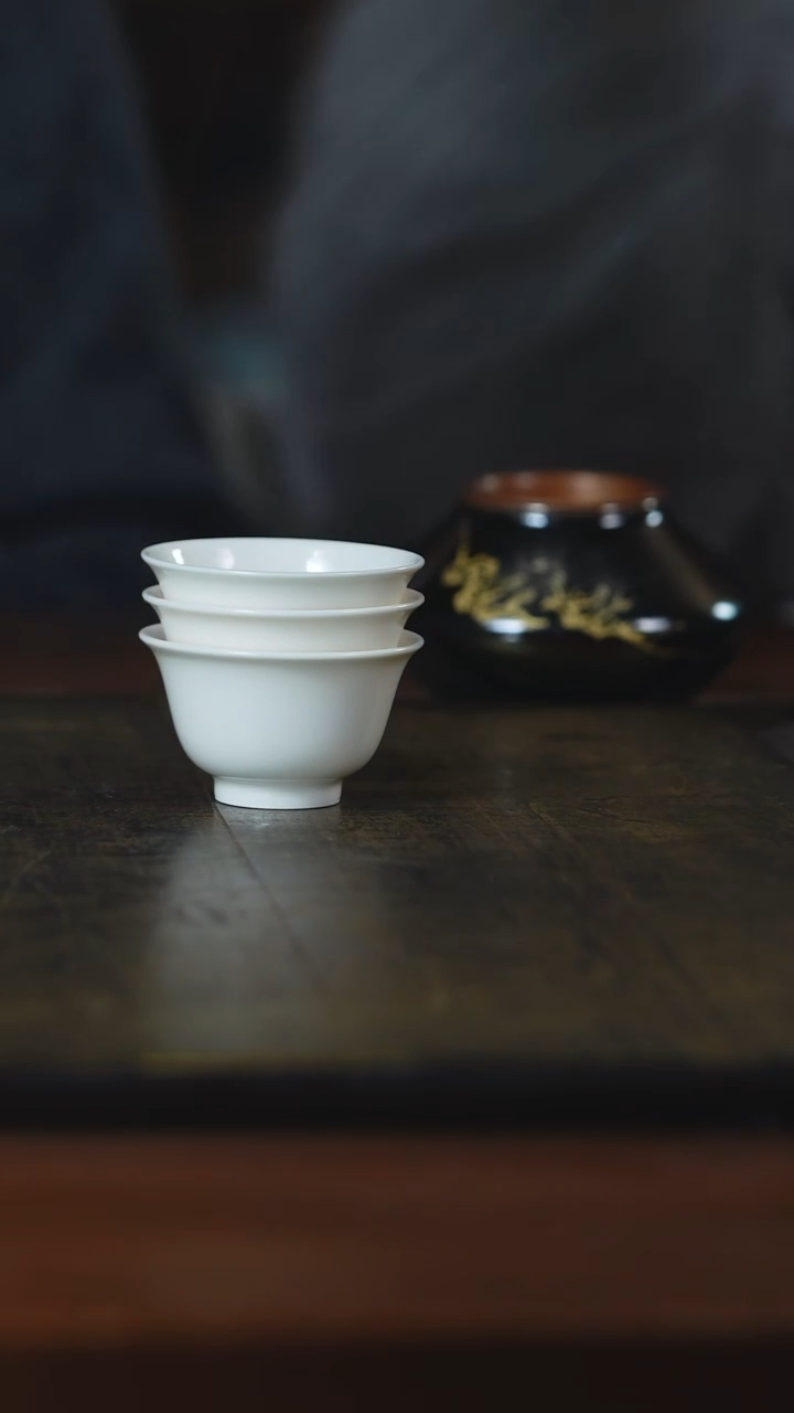 弥云斋云白若琛三客杯