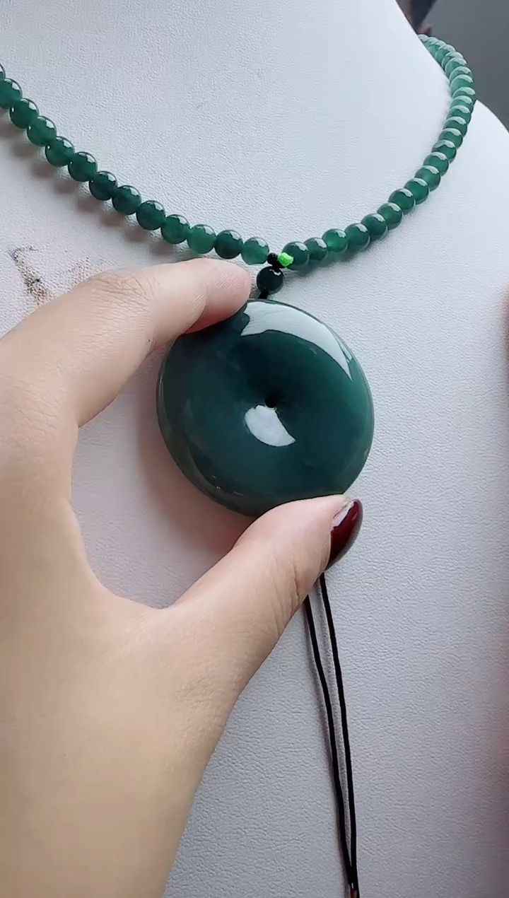 颈饰未镶嵌翡翠天然A货翡翠  多样性发其一