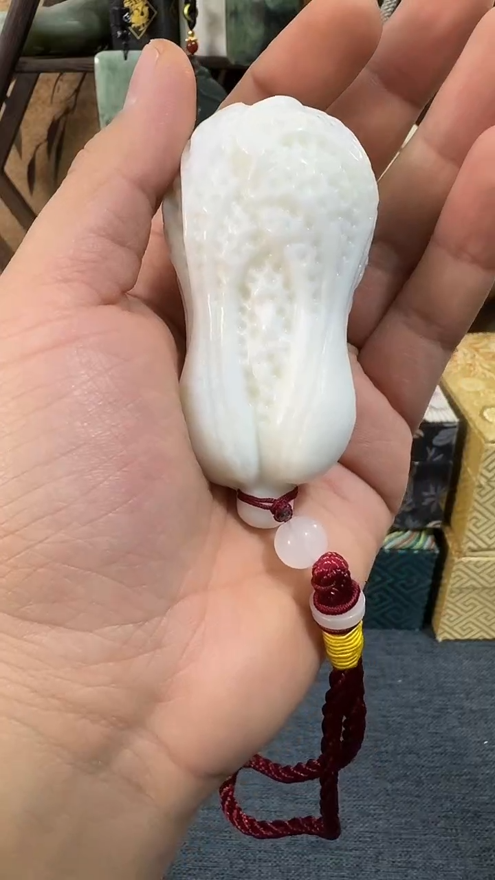 未镶嵌软玉挂件新疆米达 白菜把件