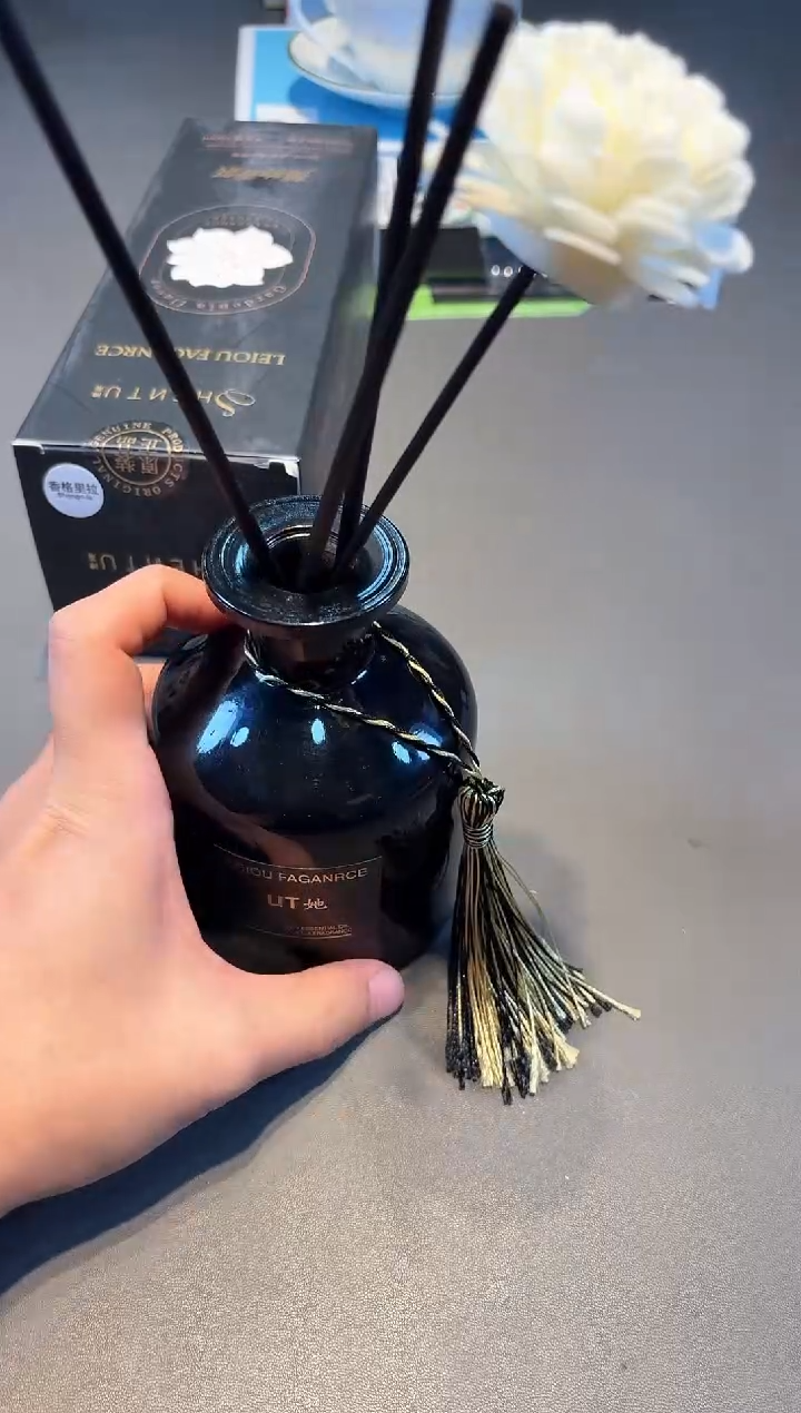 【闪购商品】瓷片里拉新号开播啦全场福利保正保真