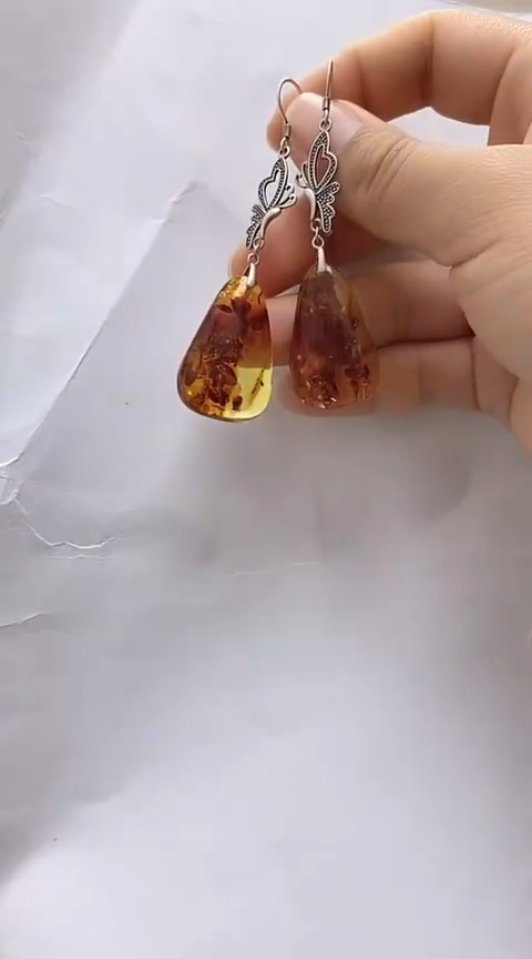 【闪购商品】琥珀裸石银S925镶嵌花珀耳坠