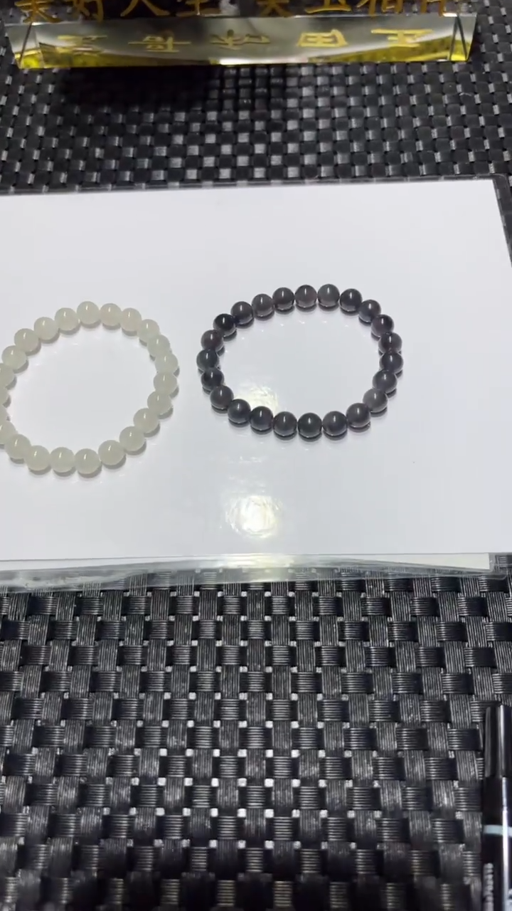 未镶嵌手串和田玉奈**鹿手串