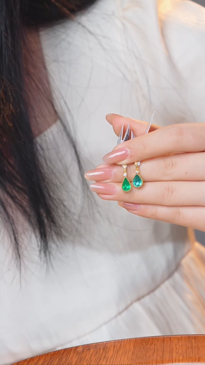 吊坠不含链18K金镶嵌祖母绿（多样性发一）（1ct）@@S2268