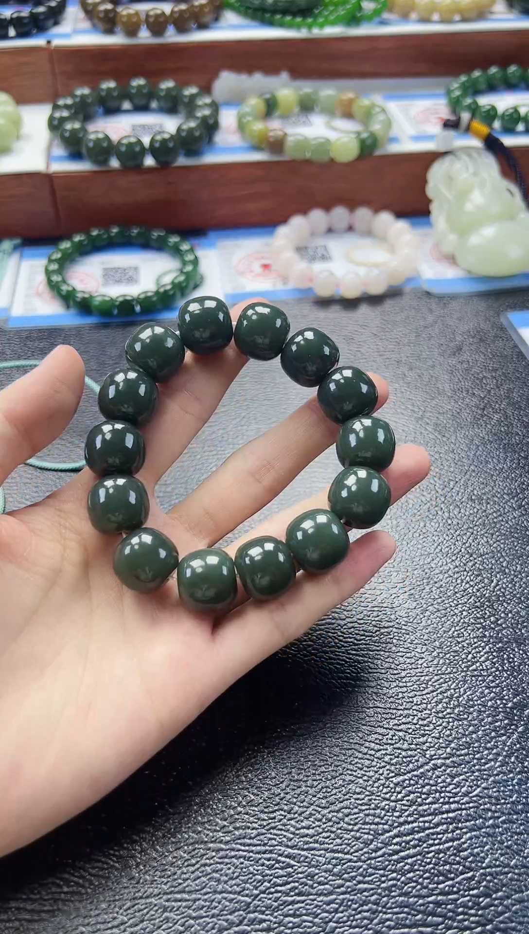 手串未镶嵌和田玉沙枣青卡16老型珠手串