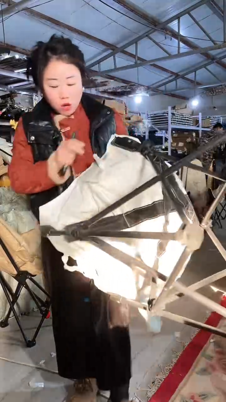 铁瑕疵不售后椅子     1