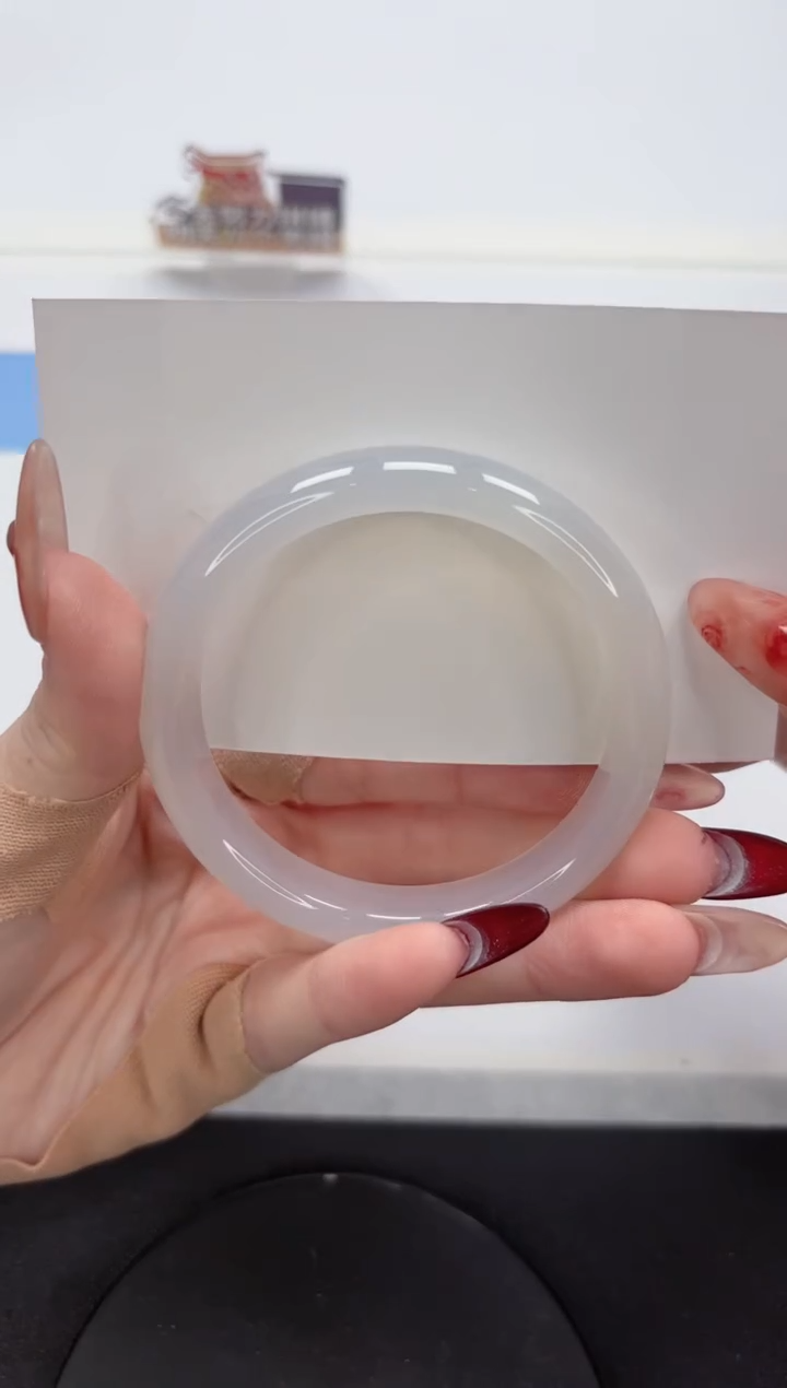 【闪购商品】石英质玉手镯未镶嵌A214-55.5