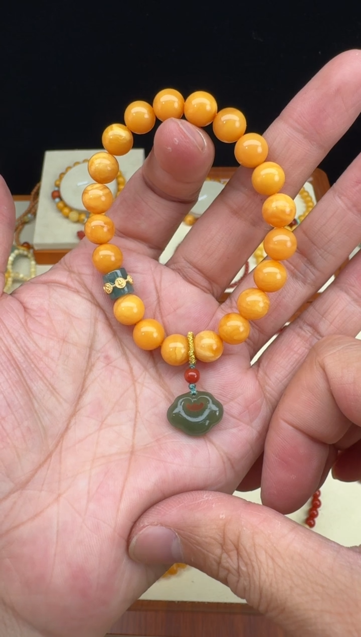 【闪购商品】蜜蜡手链未镶嵌蜜蜡
