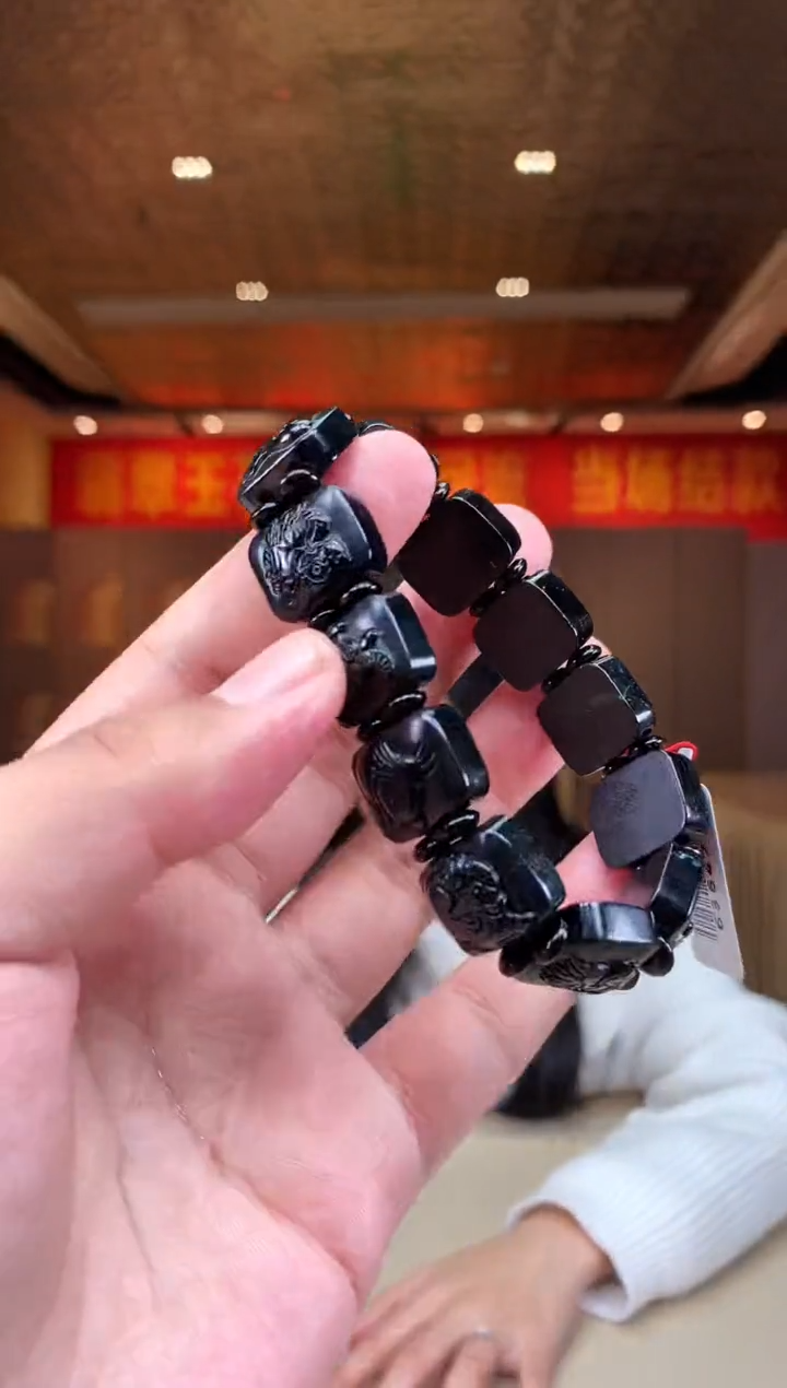 【闪购商品】定制翡翠未镶嵌             *64