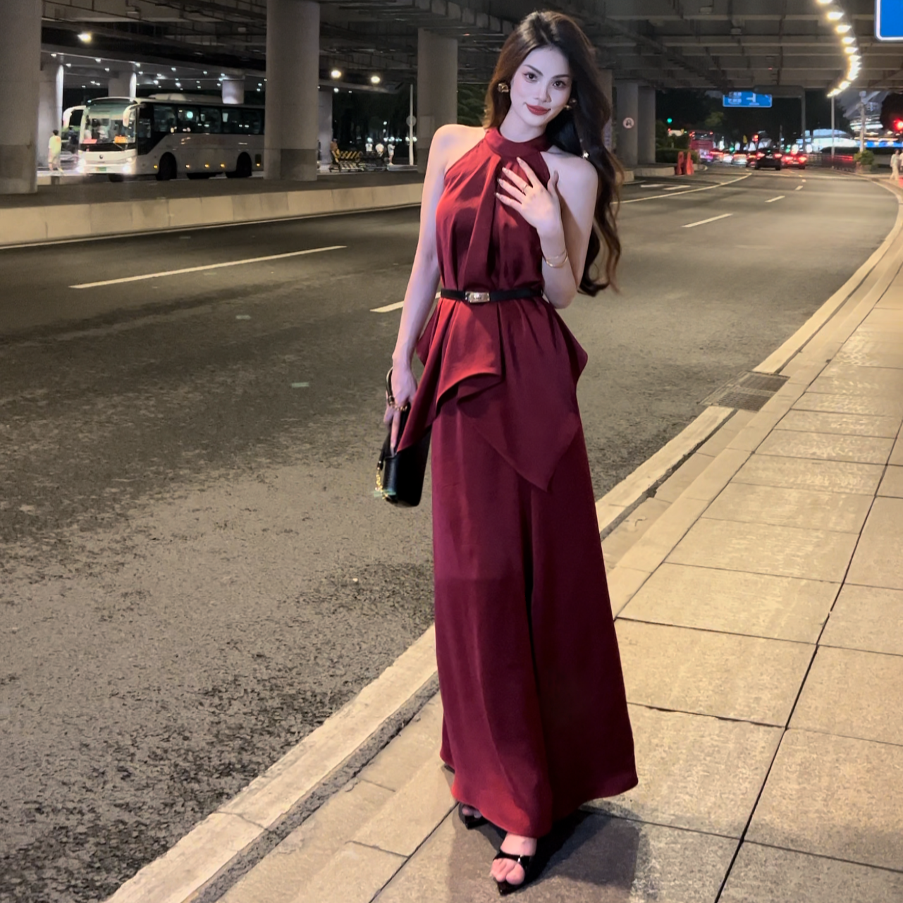 新款气质缎缎高级感时尚套装显瘦松紧腰A字裙加同色系上衣配腰带