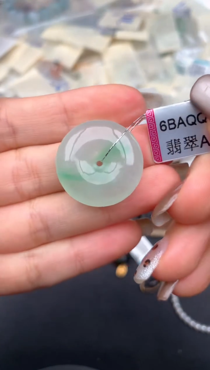 未镶嵌挂件翡翠—