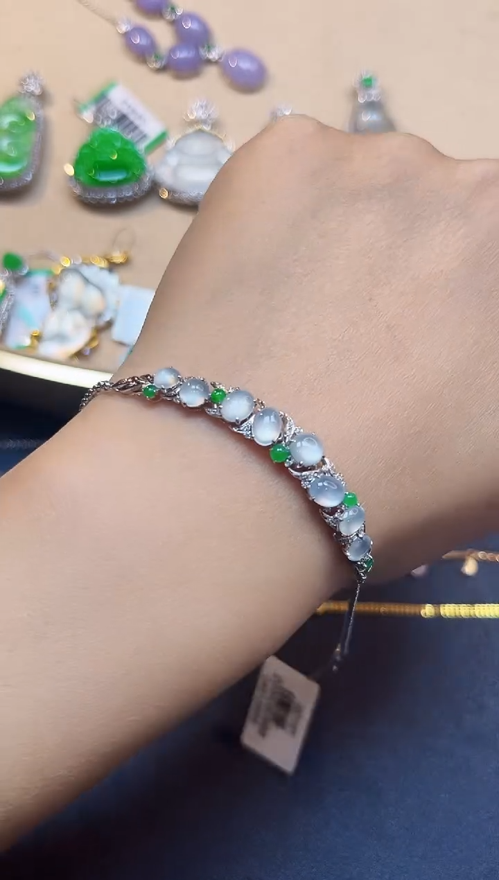 【闪购商品】翡翠手链18K金镶嵌3971