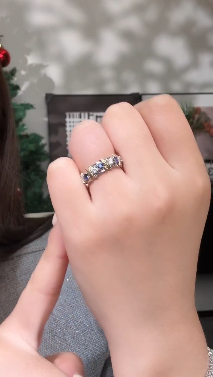 18K金镶嵌实验室培育钻石@@戒指分色圆形蓝蓝十六石11