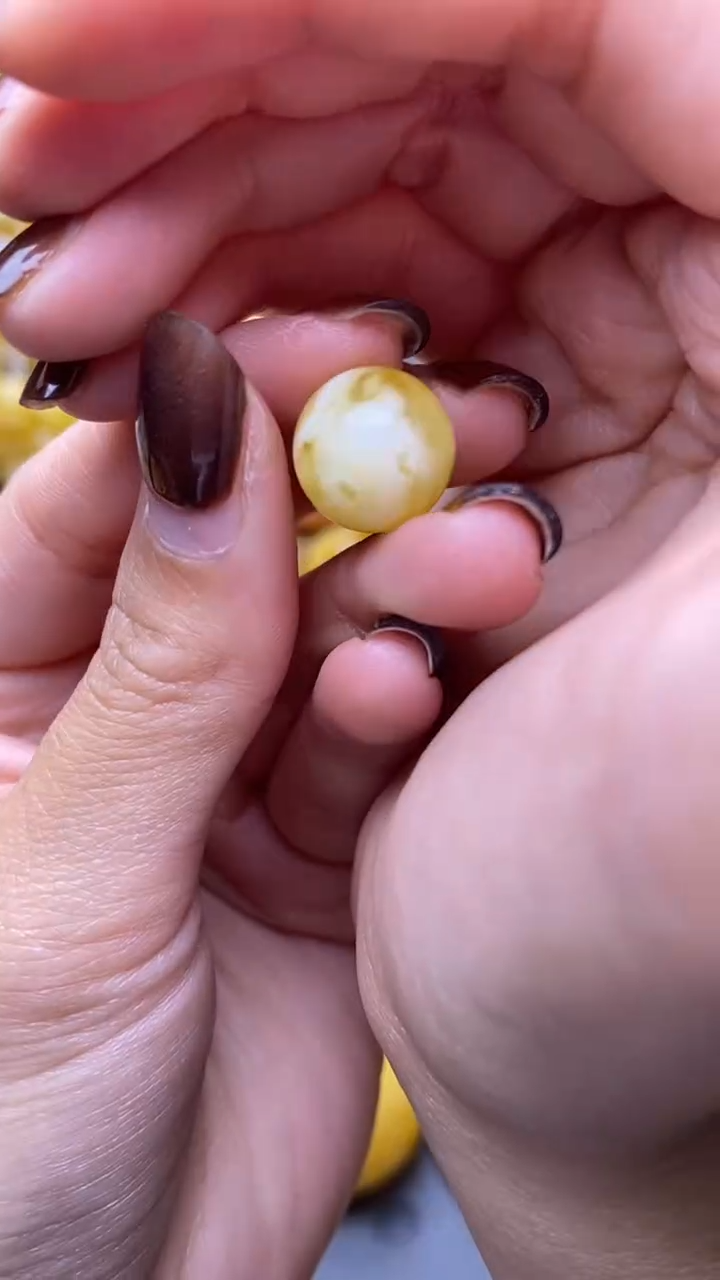 【闪购商品】琥珀裸石未镶嵌蜜蜡.70