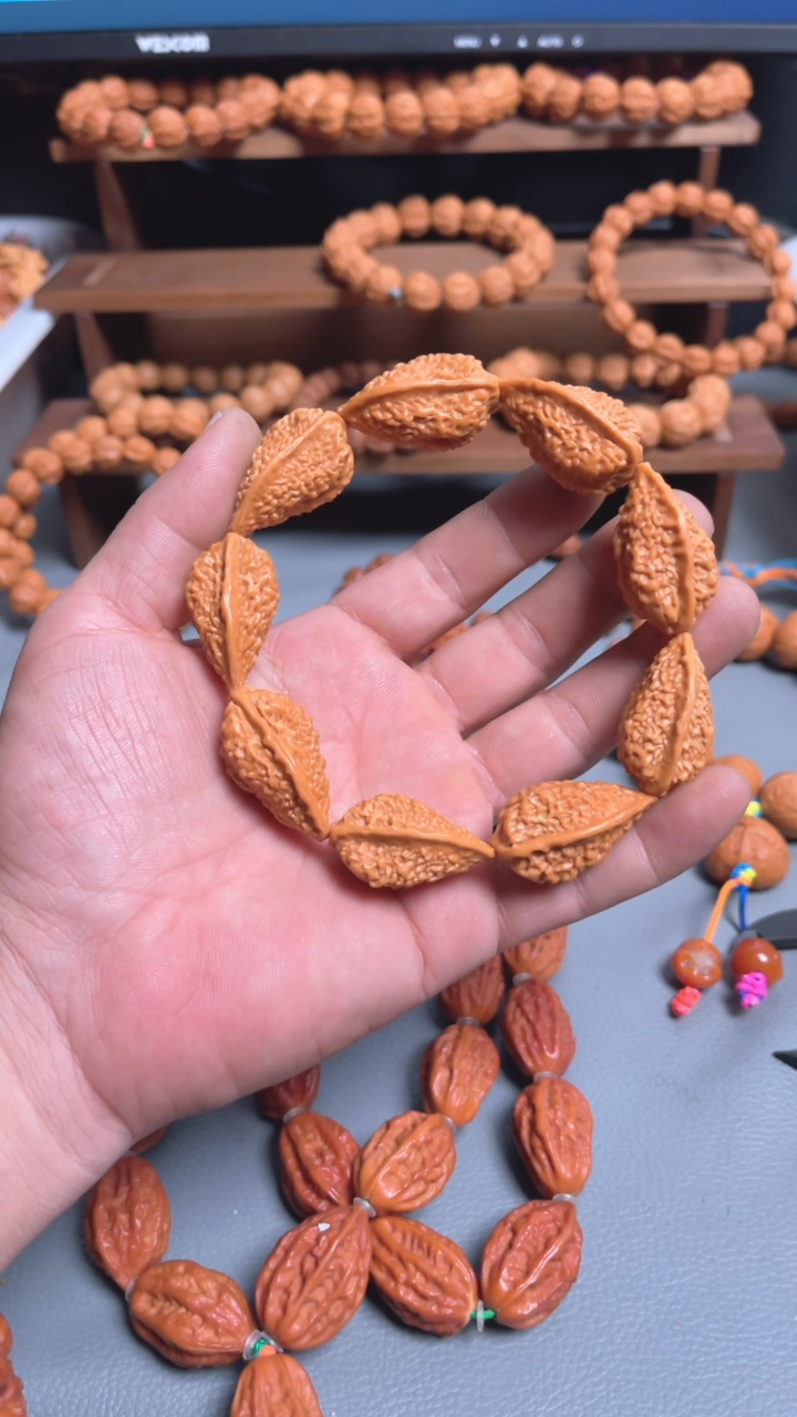 【闪购商品】文玩核桃吊坠文玩手串