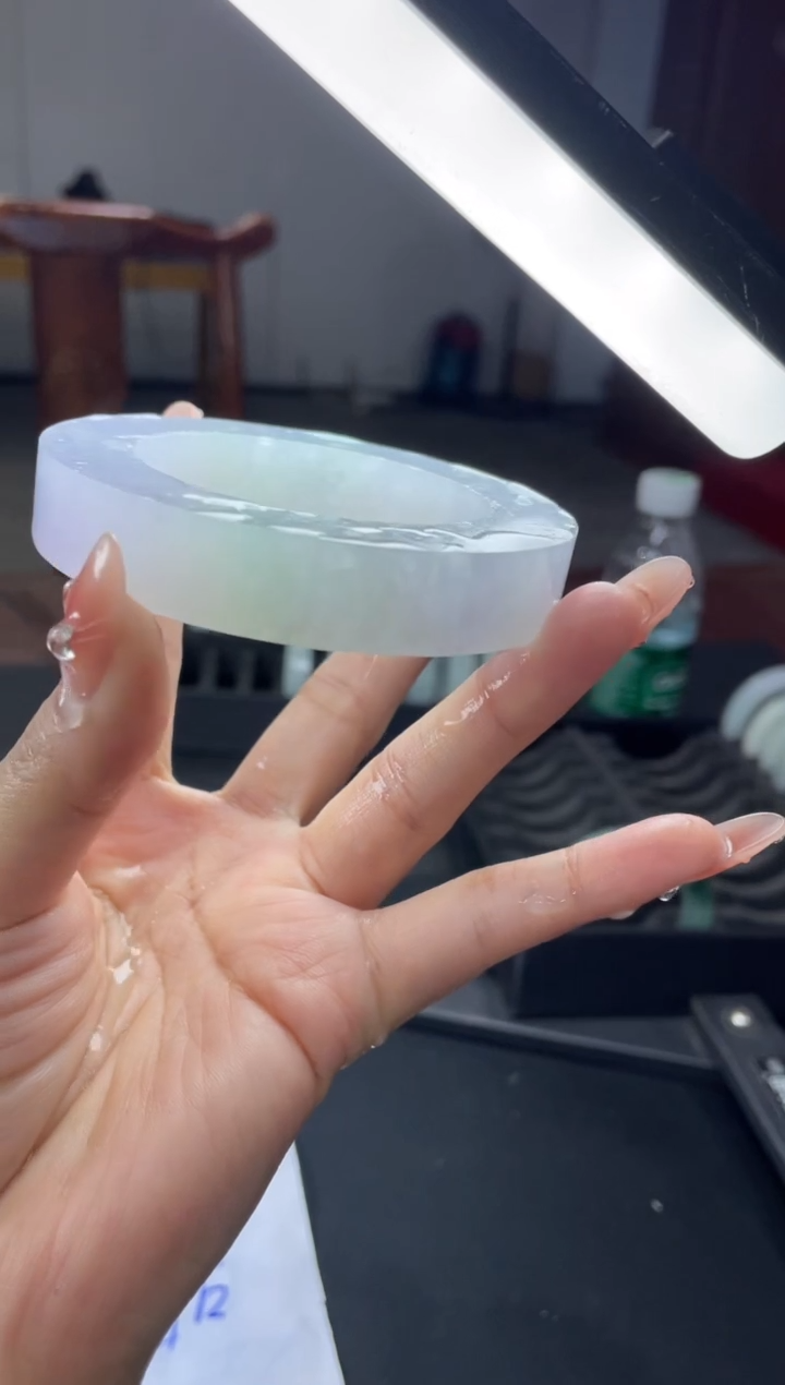 【闪购商品】定制翡翠手镯未镶嵌手镯DDH/发一件