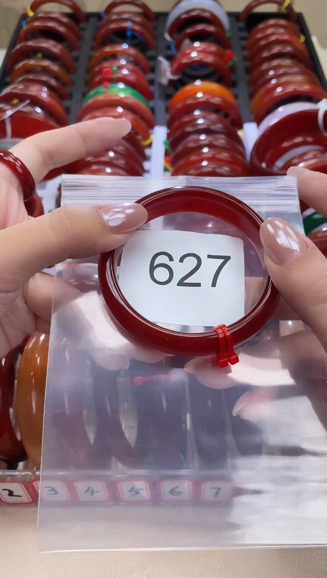 手镯玛瑙/玉髓未镶嵌幼****o55圈口*A627