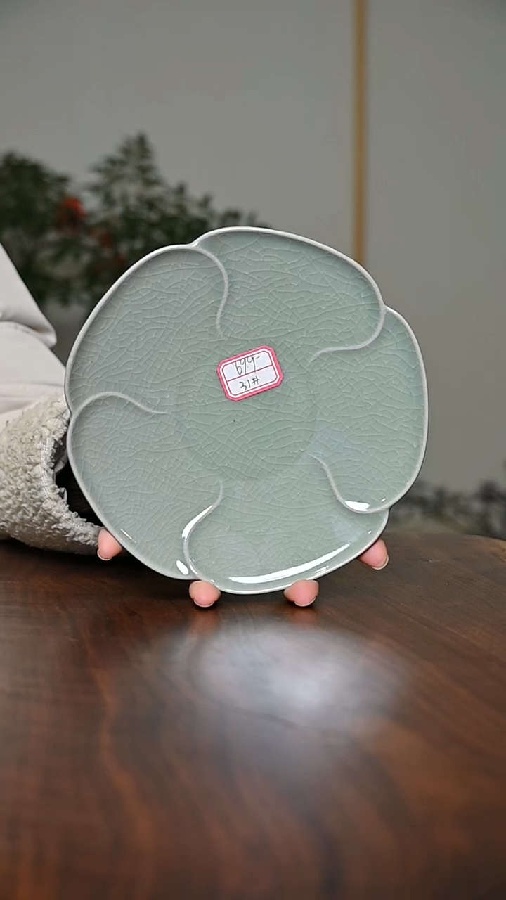 31#盘 豆绿釉 微瑕 朱家汝窑款