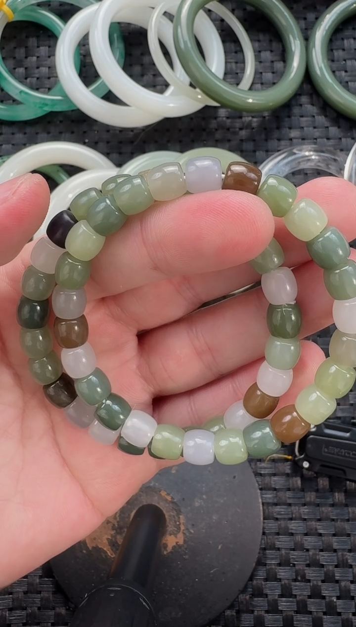颈饰未镶嵌和田玉8*7直切多宝手串（多样性发货拍一发一）
