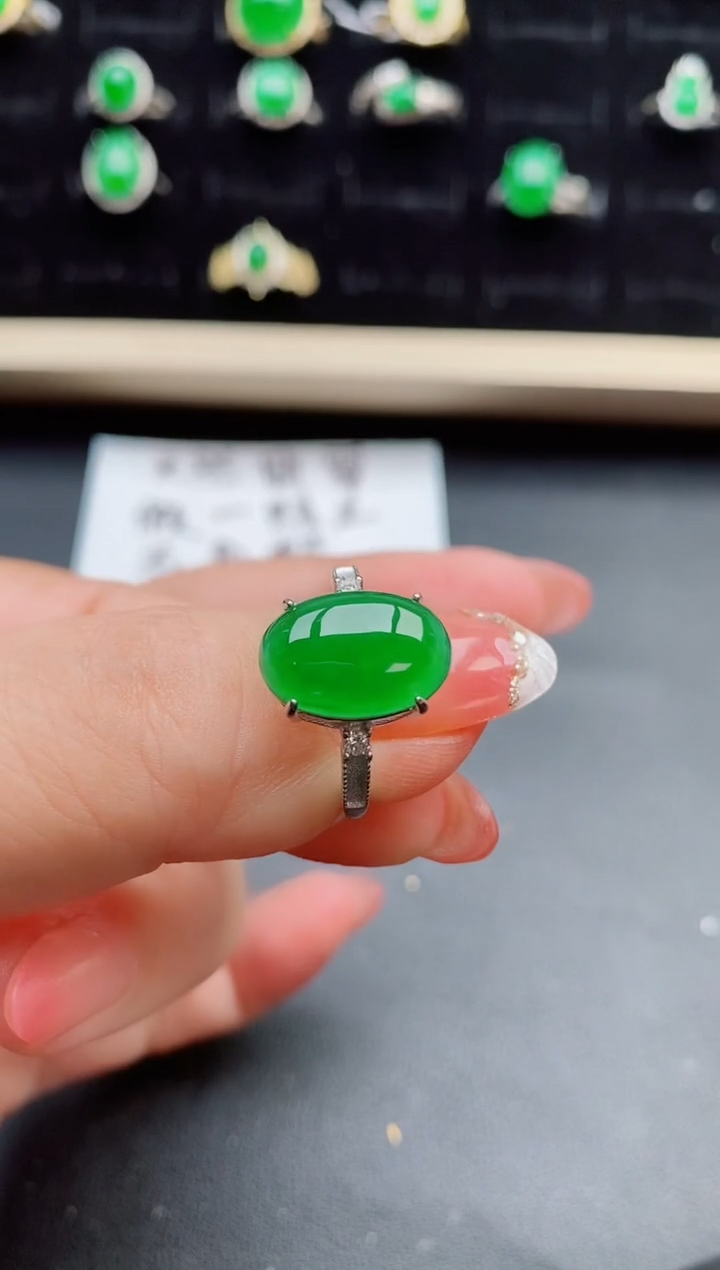 【闪购商品】翡翠戒指银S925镶嵌5080