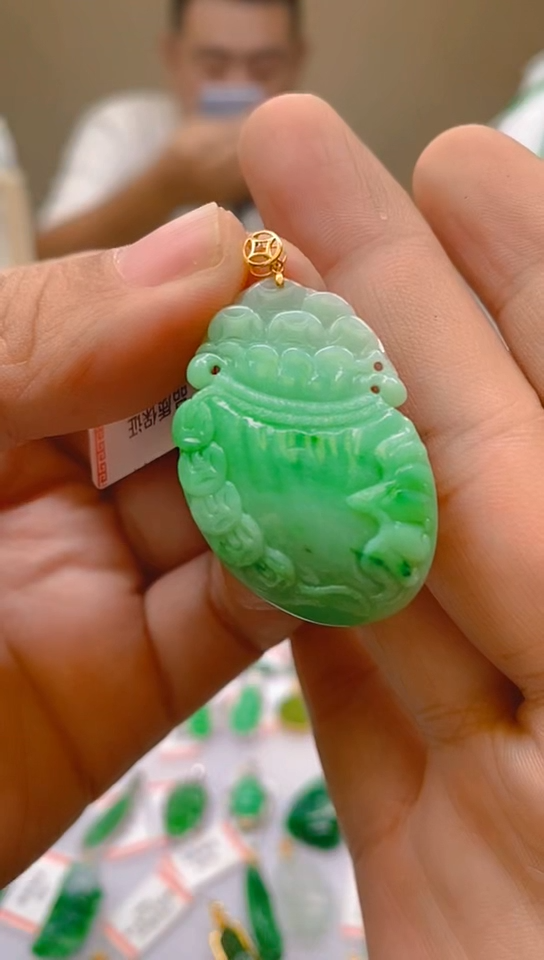 【闪购商品】翡翠颈饰18K金镶嵌新号开播，全场乱卖