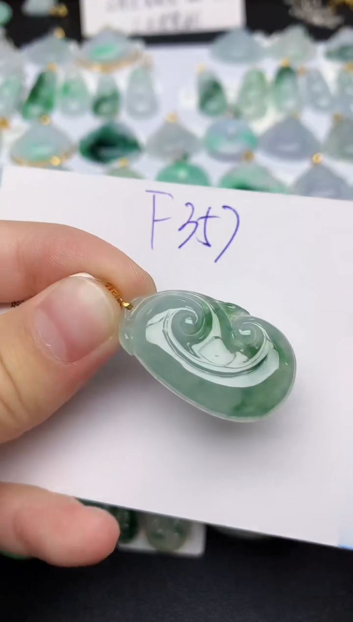 颈饰18K金镶嵌翡翠天然缅甸A货翡翠百元以上9元证书费自理