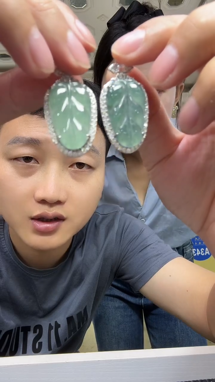 颈饰合金翡翠2352天然翡翠叶子带链子多样性发一个