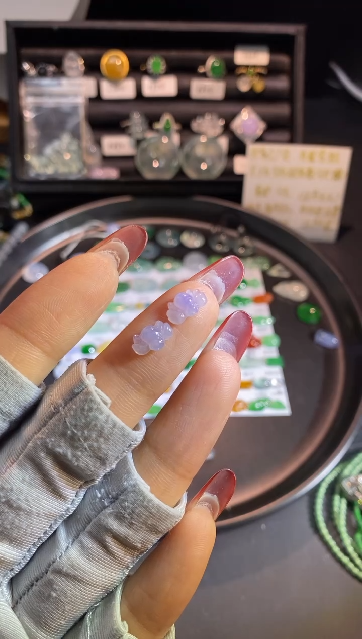 【闪购商品】翡翠挂件未镶嵌蝴蝶