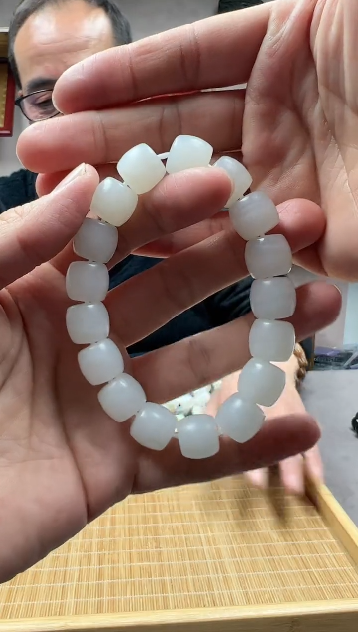 【闪购商品】和田玉手链未镶嵌13山流水