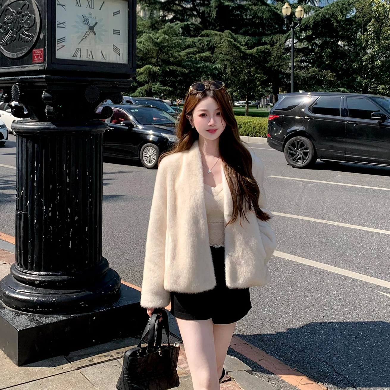 人造皮草 Huangzuozuo佐佐家小个子老钱风V领皮草外套秋冬季女