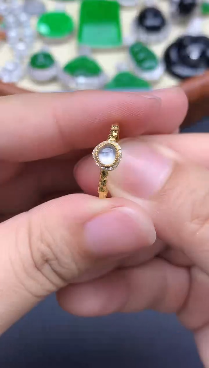 颈饰18K金镶嵌翡翠118-中国好珍宝