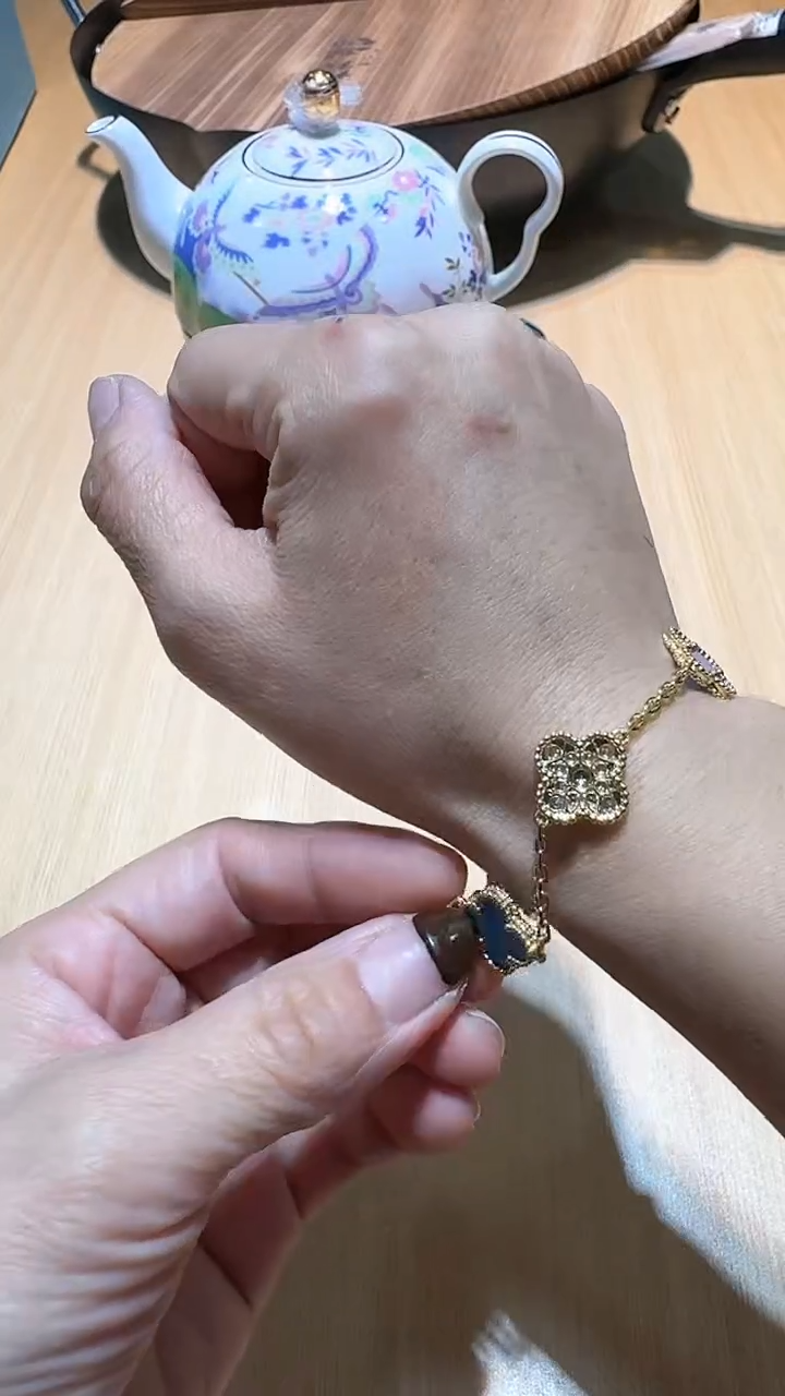 【闪购商品】瓷片锅碗瓢盆一件不剩