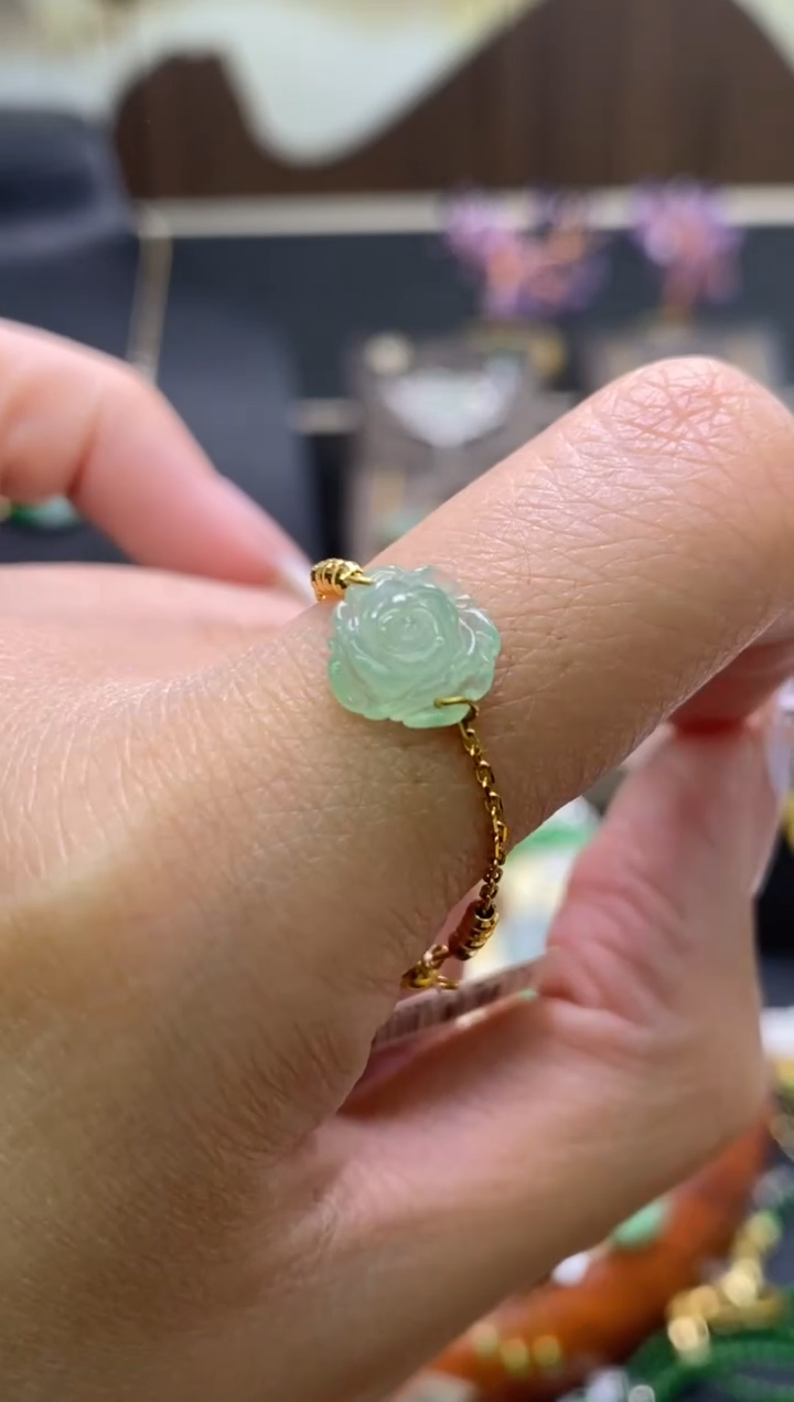 【闪购商品】翡翠颈饰18K金镶嵌净货13165