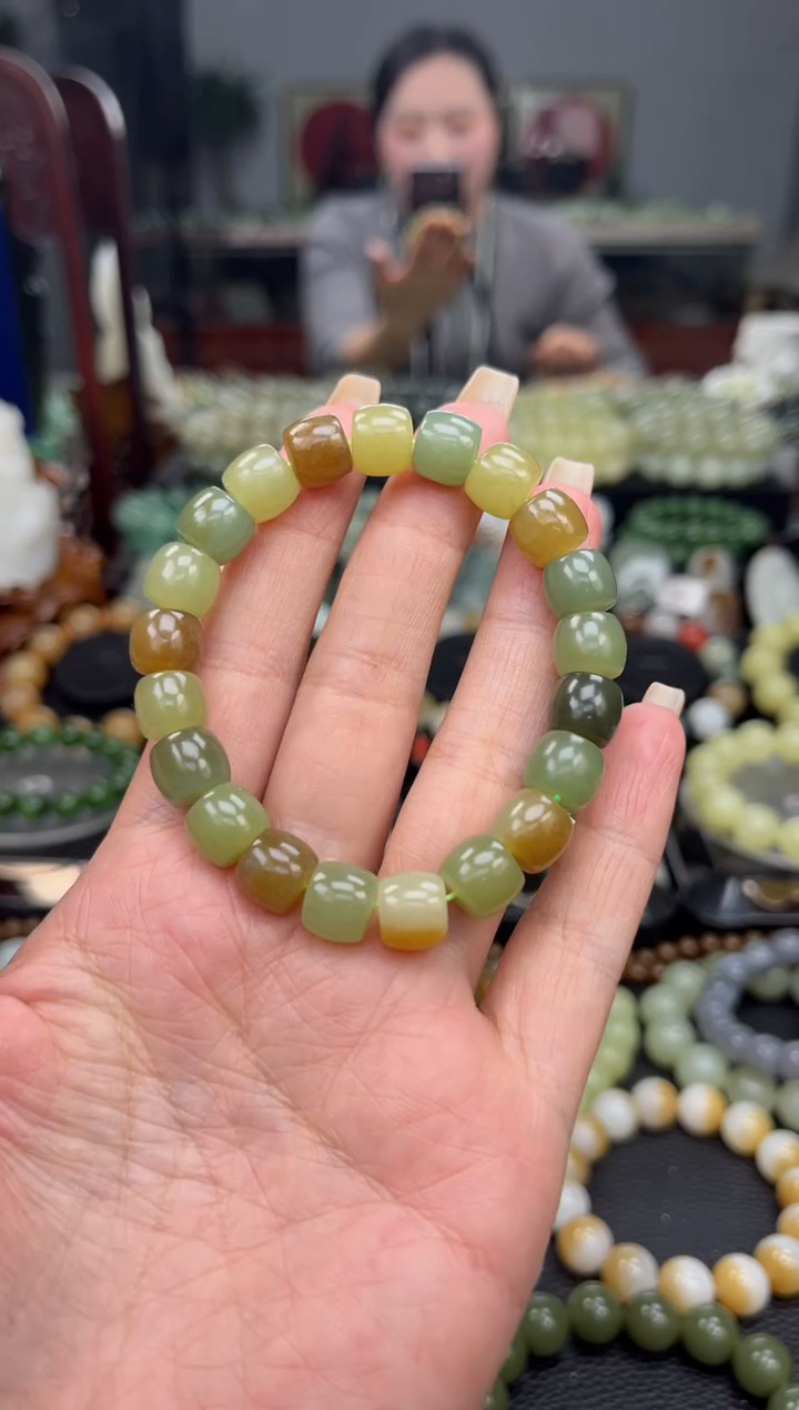 【闪购商品】和田玉手串未镶嵌新疆多宝卡10