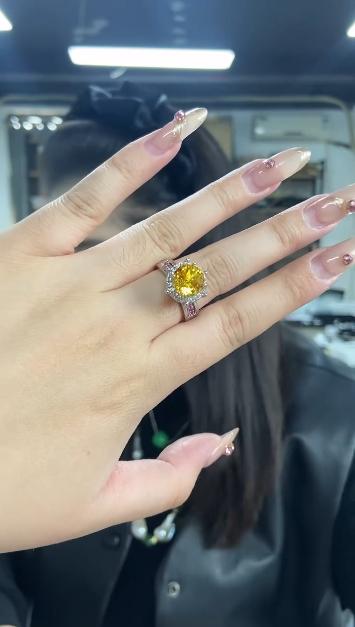 【闪购商品】水晶戒指未镶嵌多样性发其一颜色微差