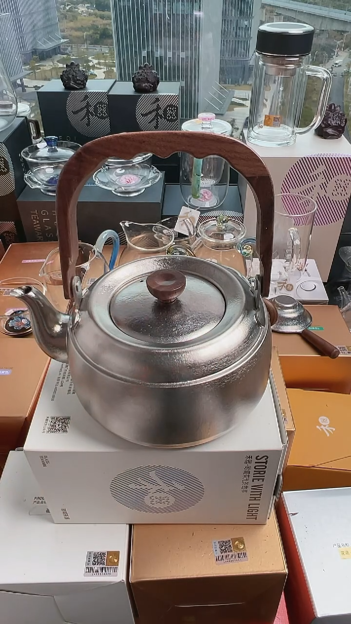 @@器态泉润壶纯钛煮茶壶