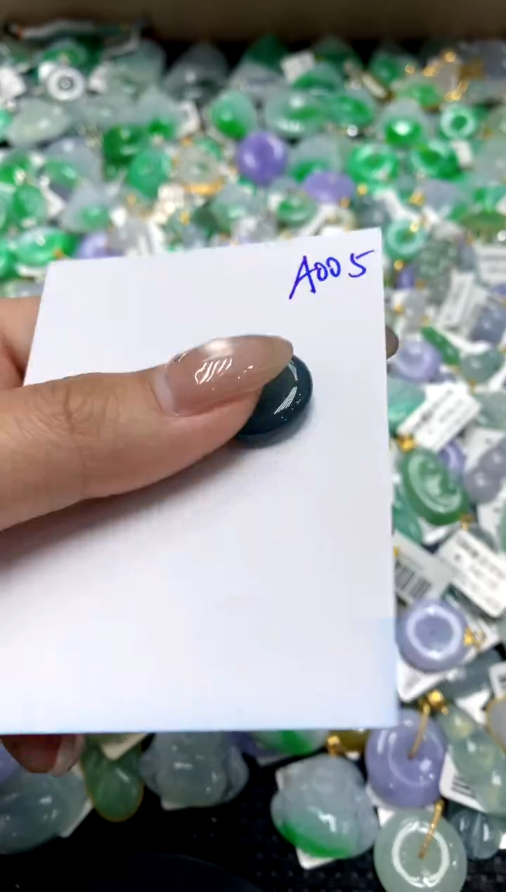 【闪购商品】翡翠颈饰18K金镶嵌11111111111111111