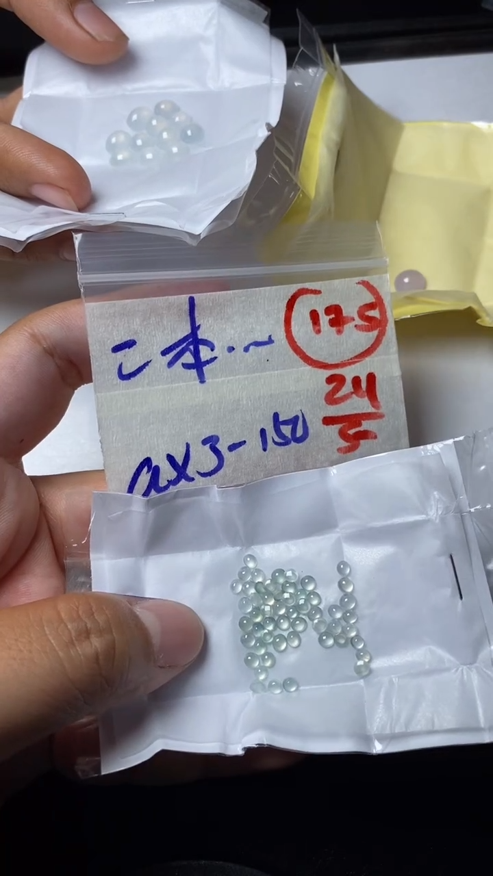 定制翡翠未镶嵌缅甸天然翡翠A货175