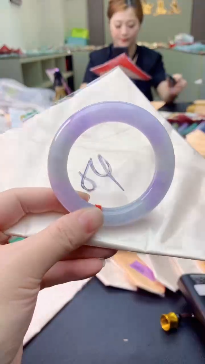 翡翠手镯未镶嵌1052974243