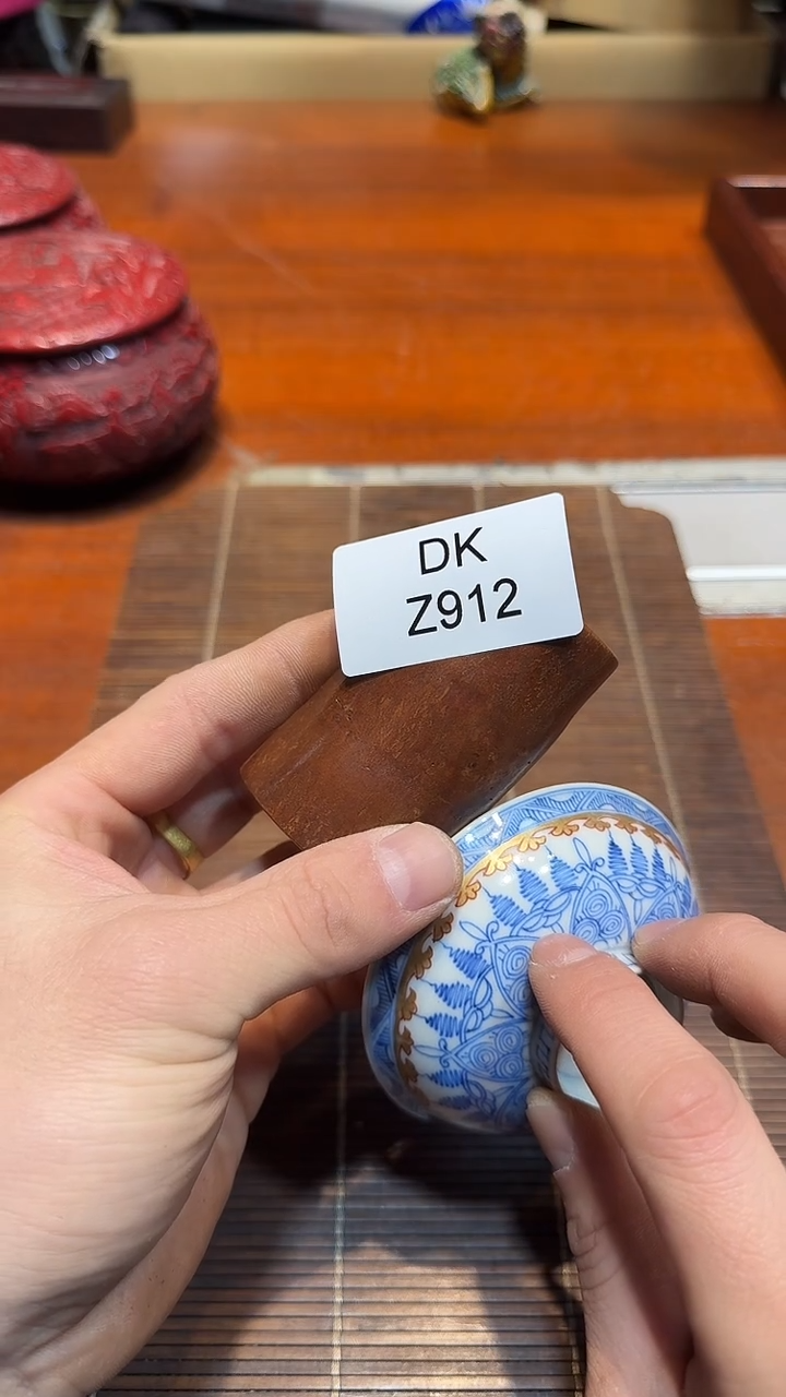 8请****e哈哈哈哈哈912