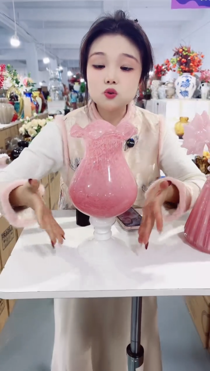 【闪购商品】玻璃DD-粉色高脚芬顿