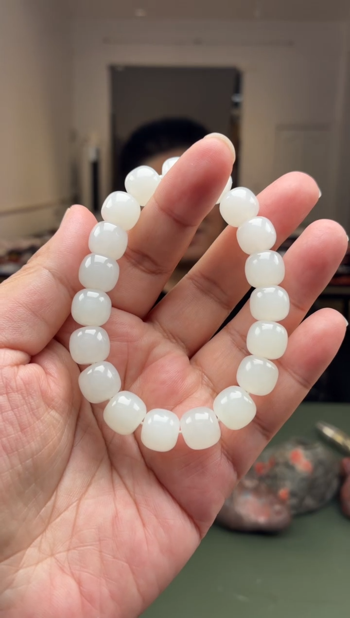 手串未镶嵌和田玉单圈手串一条约11mm多样性发货