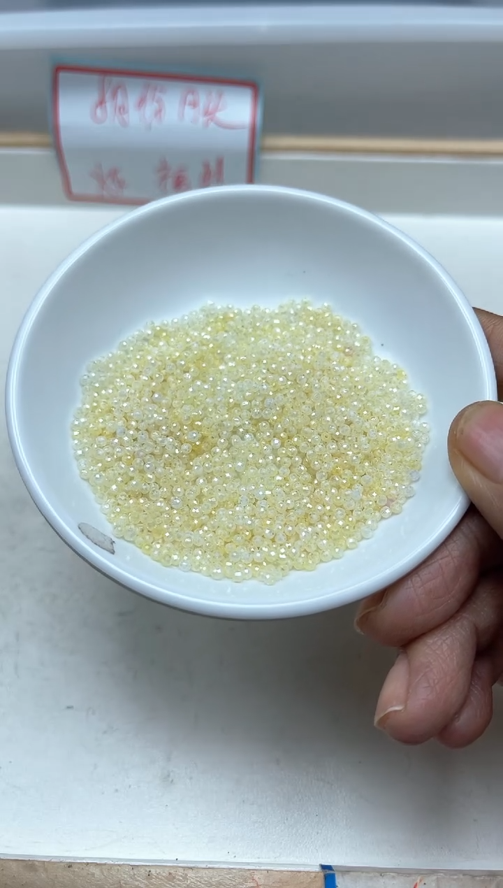 散珠天然锆石未镶嵌M627 冰黄锆石切面2mm100颗9.9元