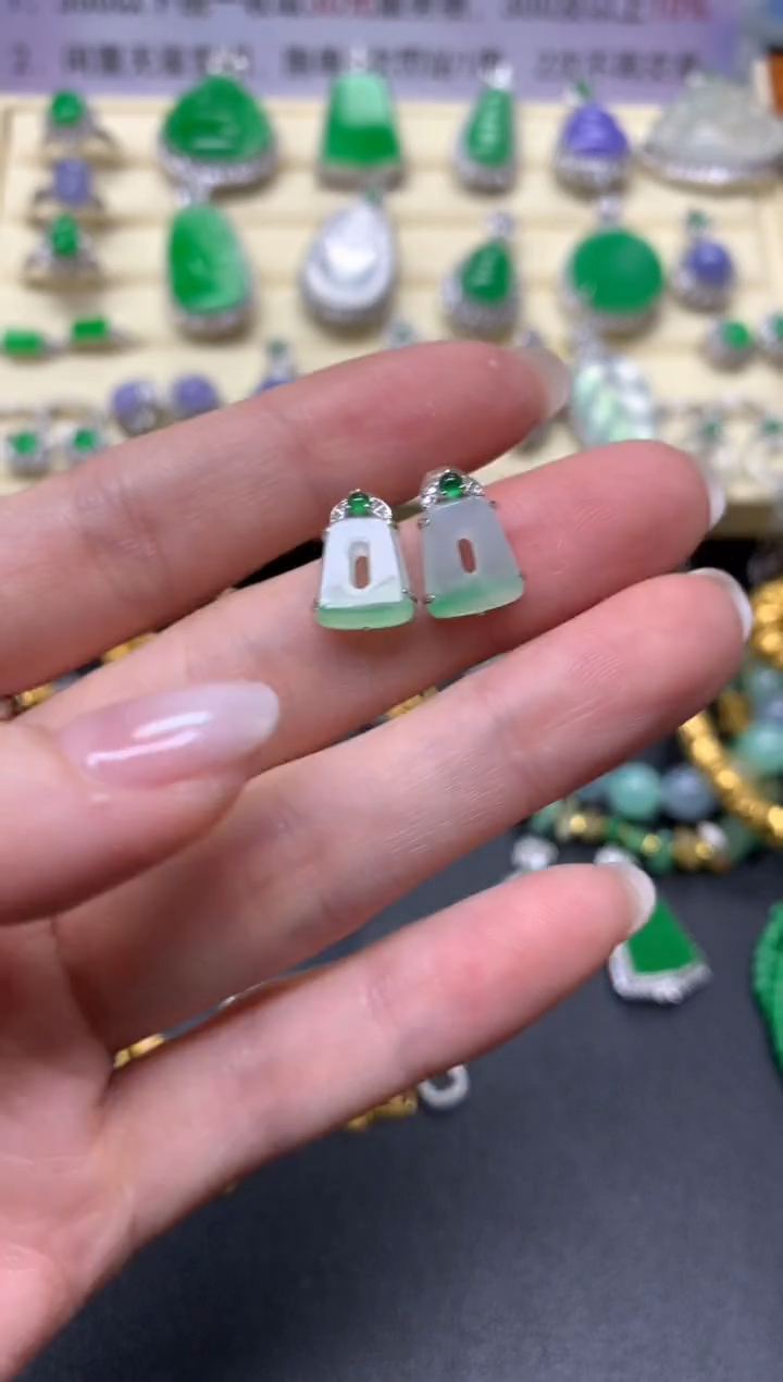 【闪购商品】翡翠耳饰18K金镶嵌耳饰|2380+238