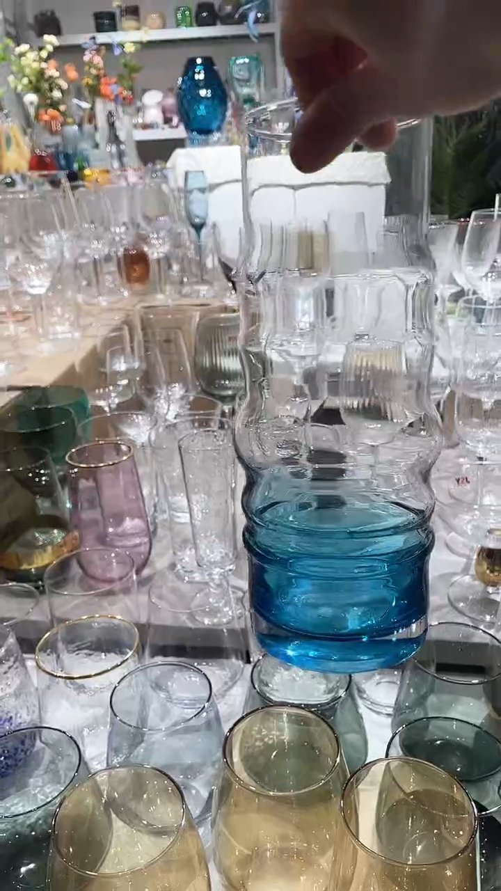 【闪购商品】水晶玻璃1只渐变蓝冷水壶